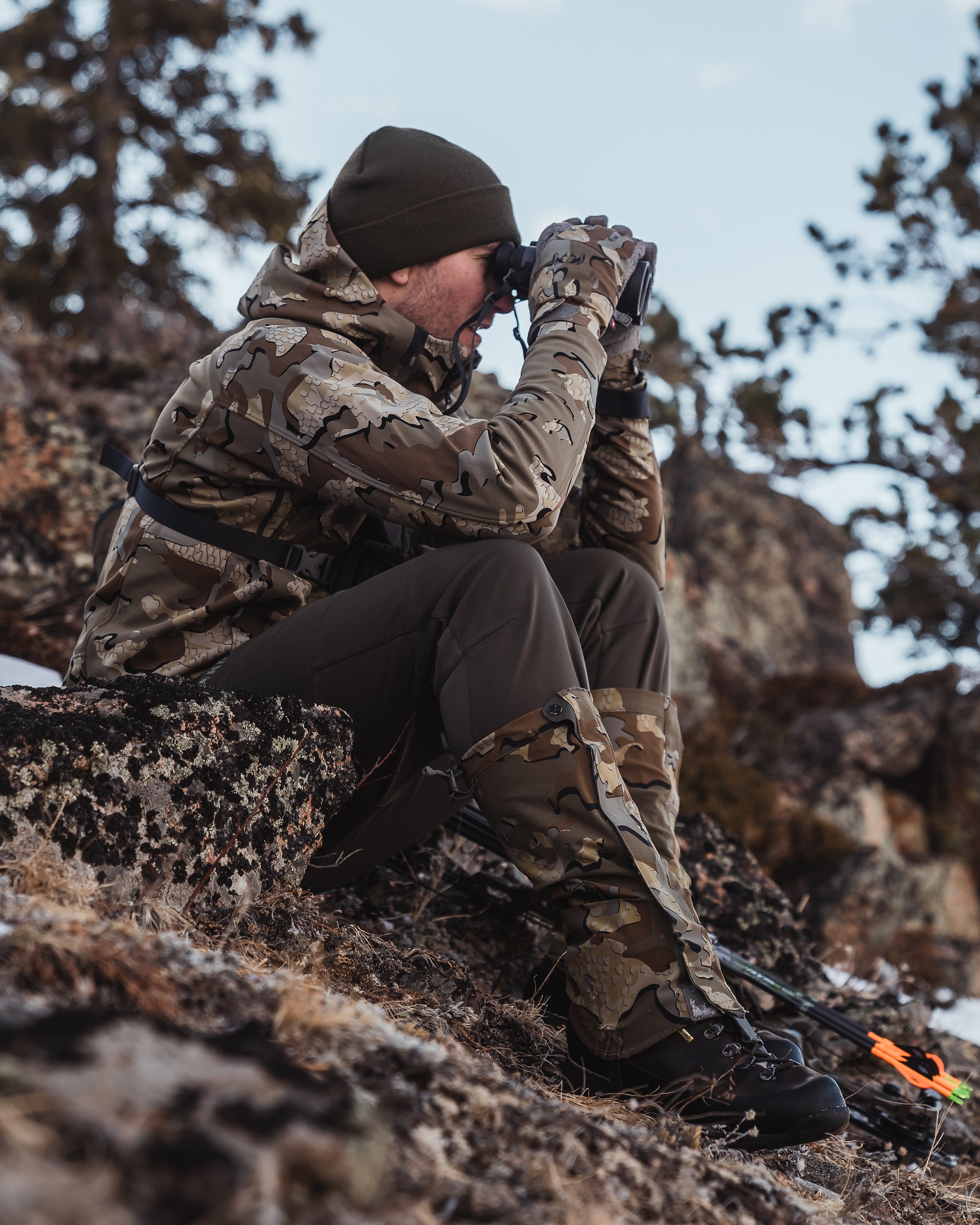 Axis Hybrid Hooded Jacket | Valo - Image 6
