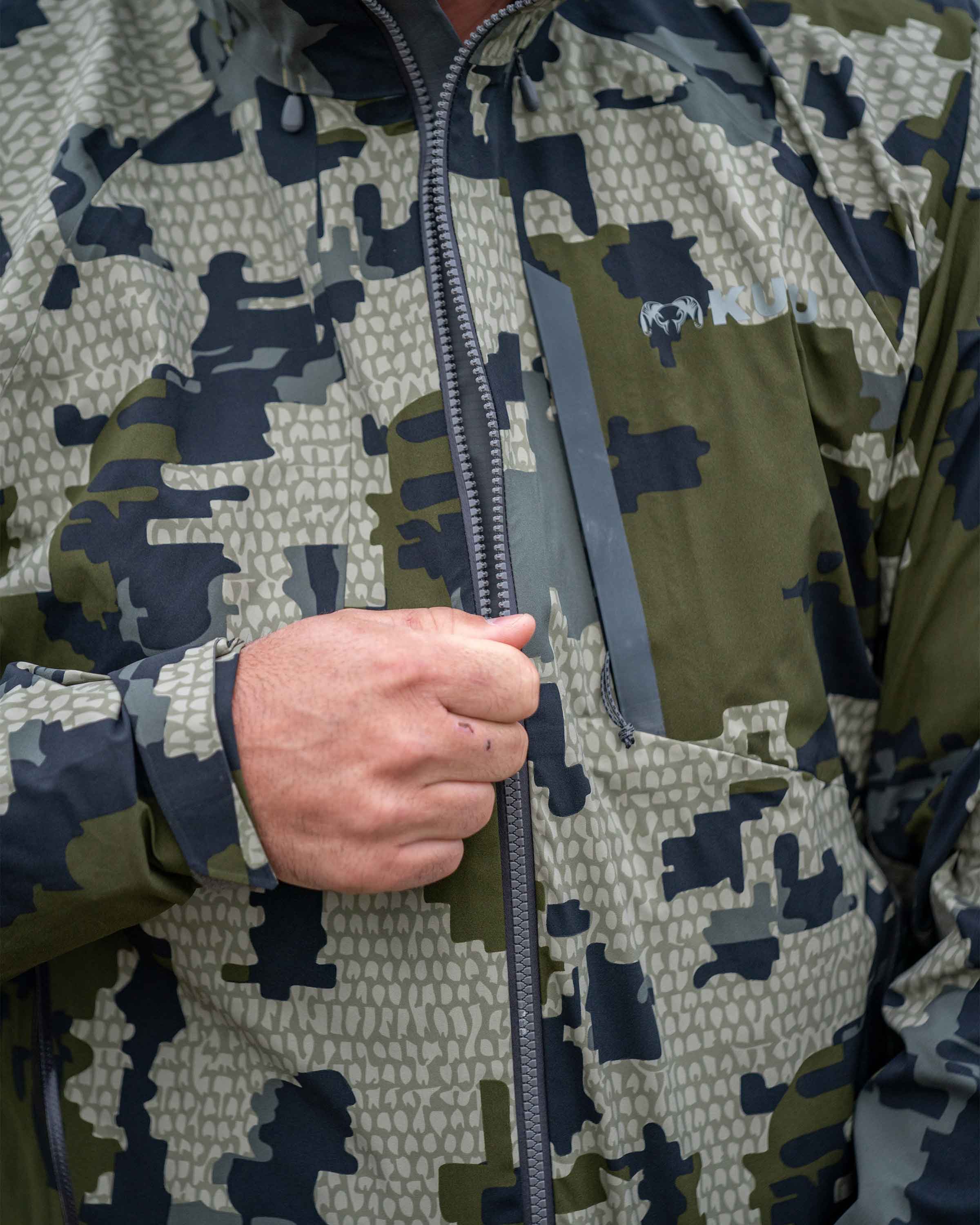 Chugach TR Rain Jacket | Vias - Image 6